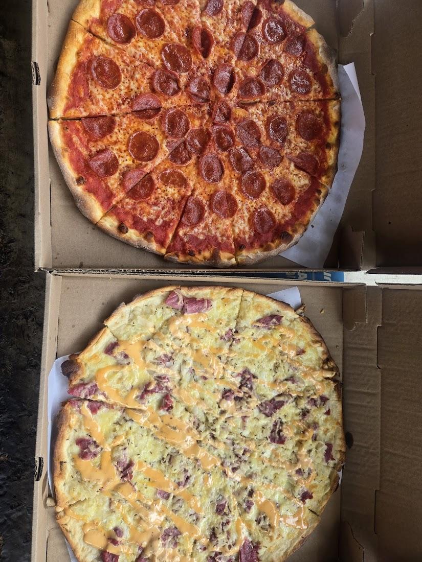 Bernie's Pizza